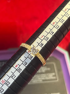 ENGAGEMENT RING WITH STONE